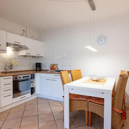 Moewe 1 Apartment *